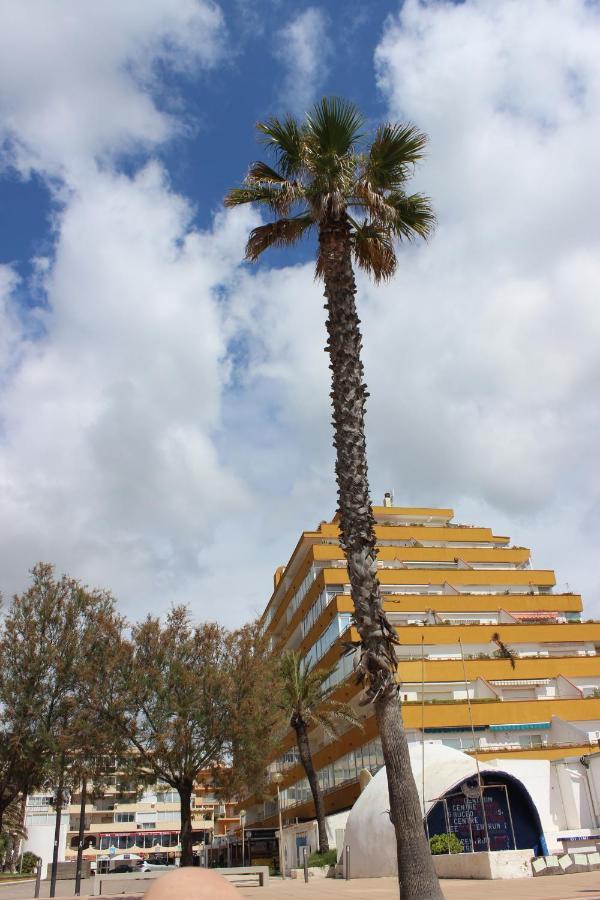 Beautiful Apartment In Front Of Beach, Pool, View Rosas Exterior foto