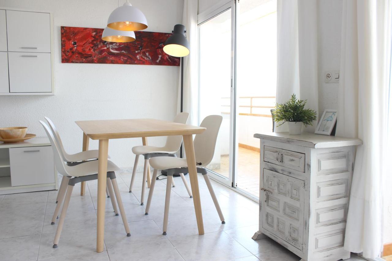 Beautiful Apartment In Front Of Beach, Pool, View Rosas Exterior foto