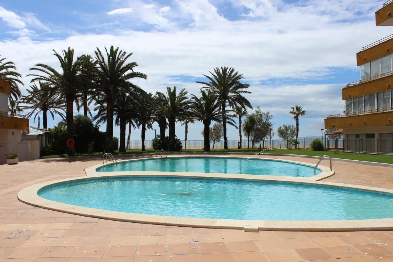 Beautiful Apartment In Front Of Beach, Pool, View Rosas Exterior foto